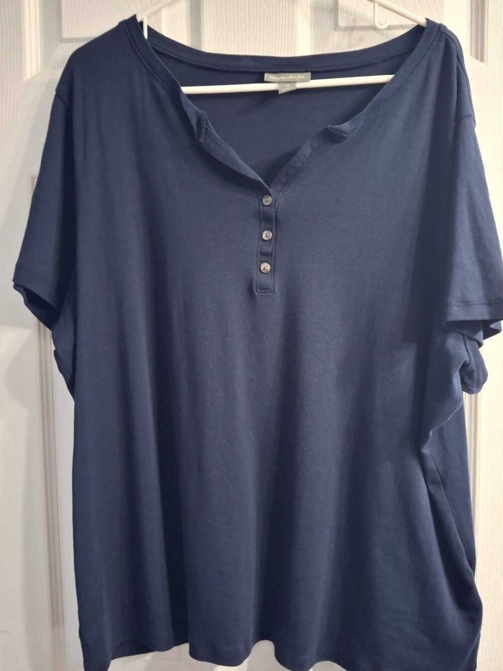 Style and Co. Short Sleeve 3-button Henley Knit Top, size 3x, Navy Blue